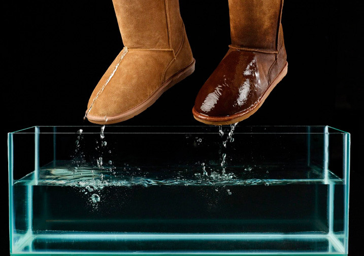 Boots With Coat Of Water Repellancy
