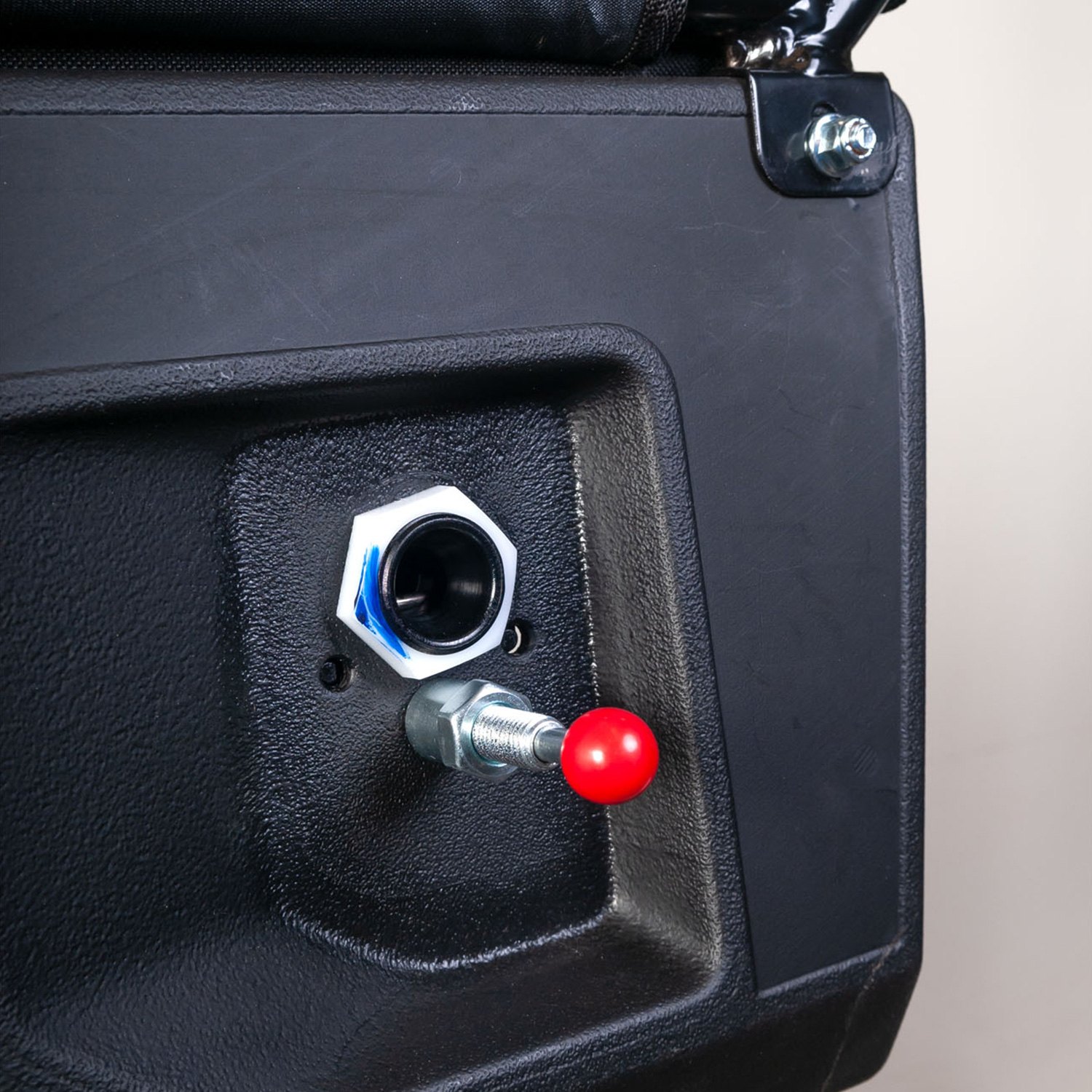 Seizmik® 06020 Upper Door Kit